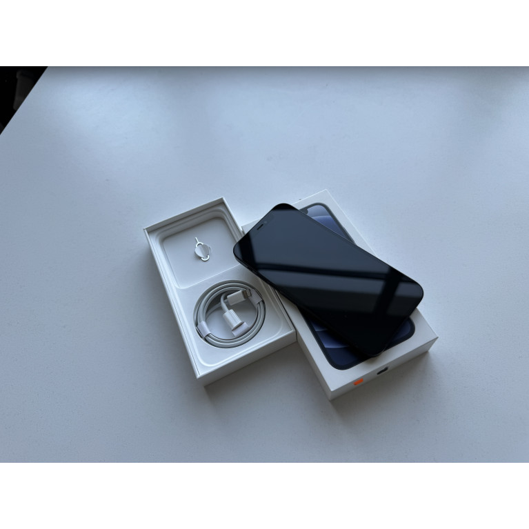 iPhone 12 128 Гб Черный Б/У