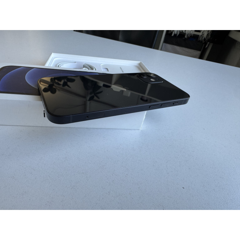 iPhone 12 128 Гб Черный Б/У