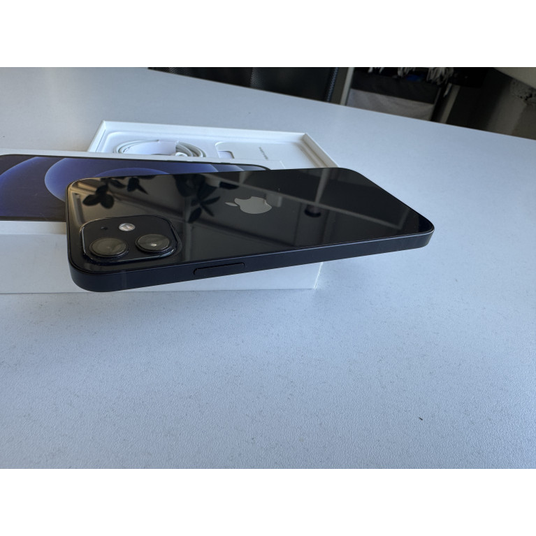 iPhone 12 128 Гб Черный Б/У