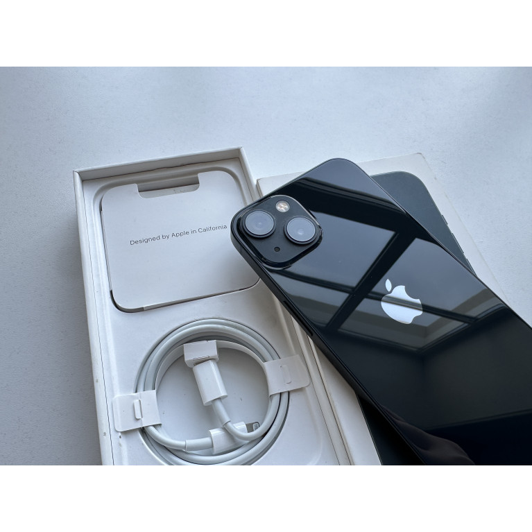 iPhone 13 128 Гб Темная ночь Б/У
