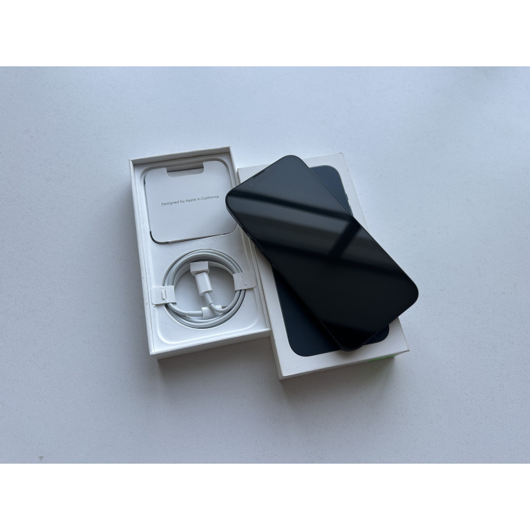 iPhone 13 128 Гб Темная ночь Б/У