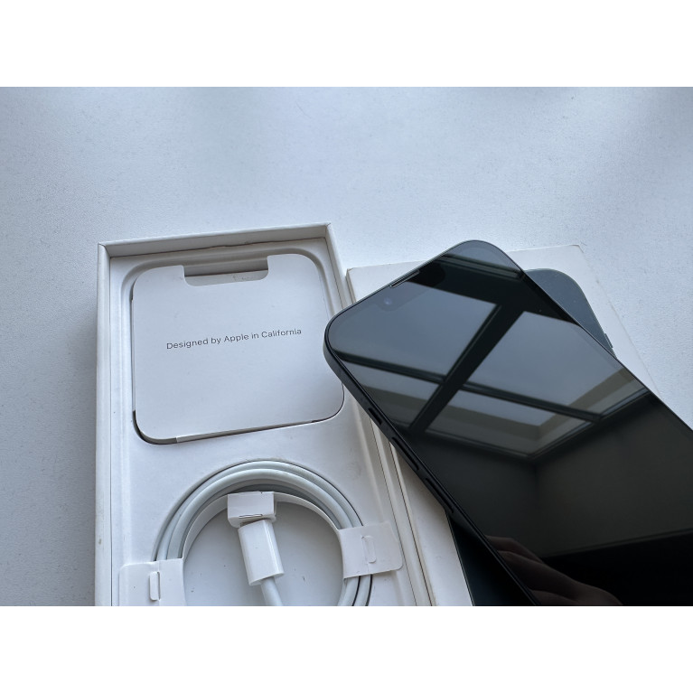 iPhone 13 128 Гб Темная ночь Б/У