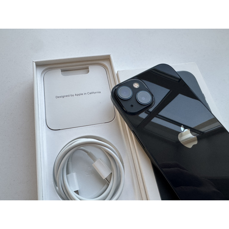 iPhone 13 128 Гб Темная ночь Б/У