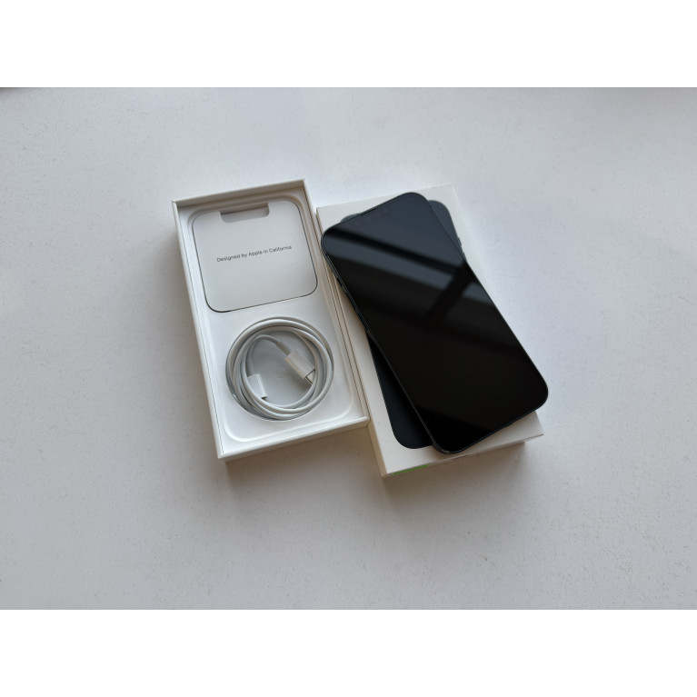 iPhone 13 128 Гб Темная ночь Б/У