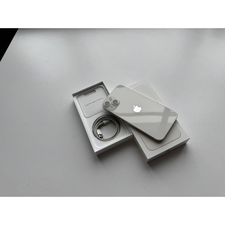 iPhone 13 128 Гб Сияющая звезда Б/У