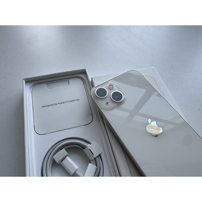 iPhone 13 256 Гб Сияющая звезда Б/У