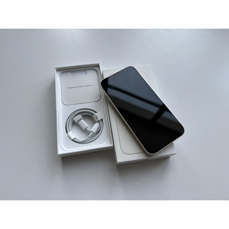 iPhone 13 256 Гб Сияющая звезда Б/У
