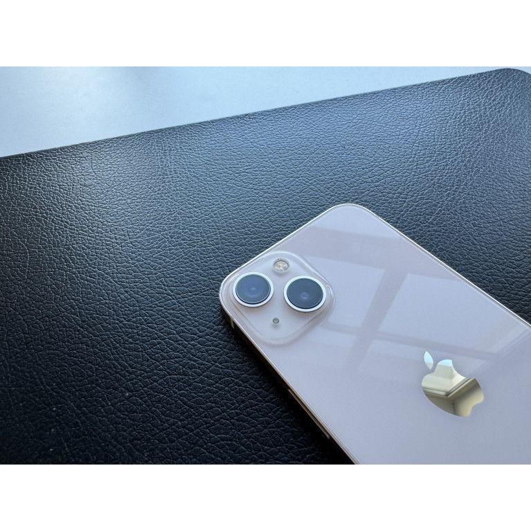 iPhone 13 256 Гб Розовый Б/У