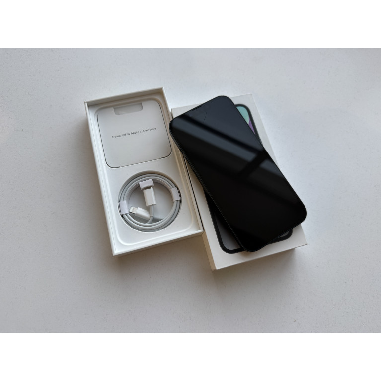 iPhone 14 128 Гб Темная ночь Б/У