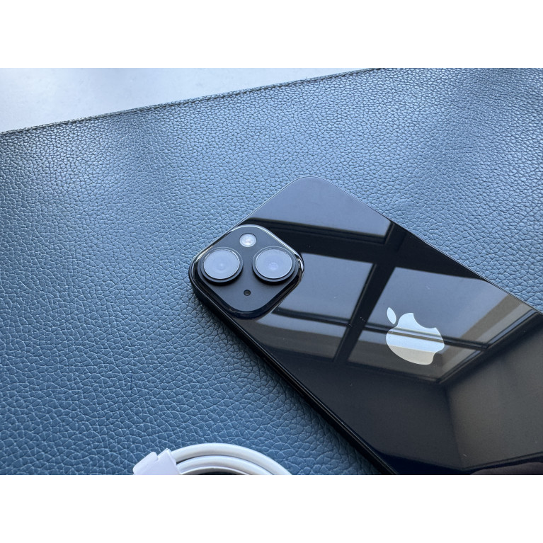 iPhone 14 128 Гб Темная ночь Б/У