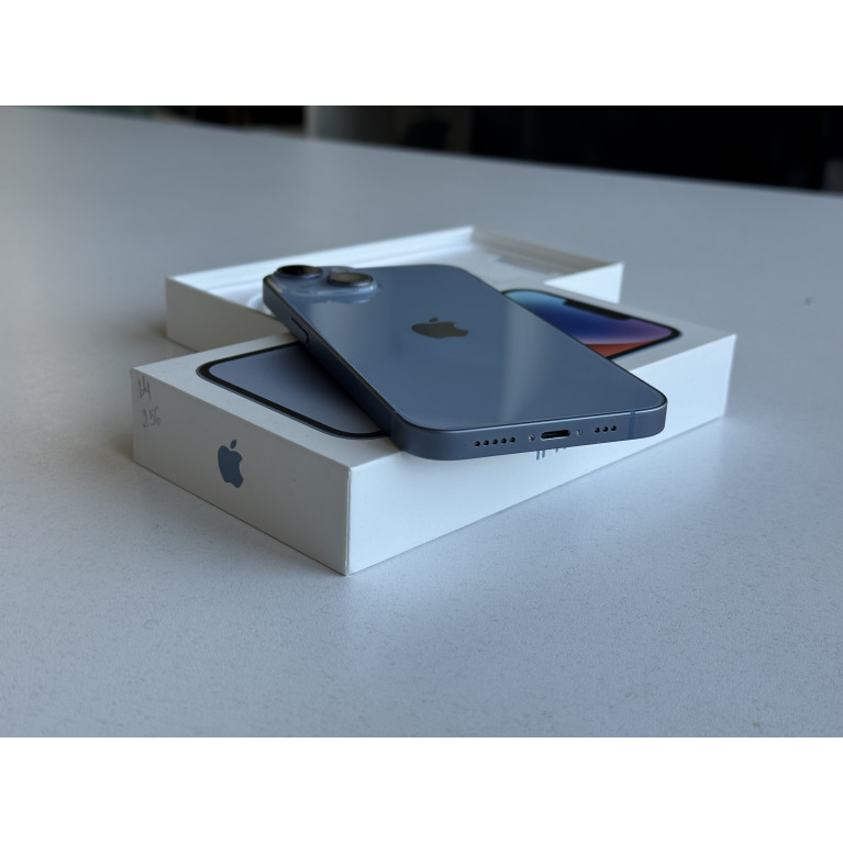 iPhone 14 256 Гб Голубой Б/У