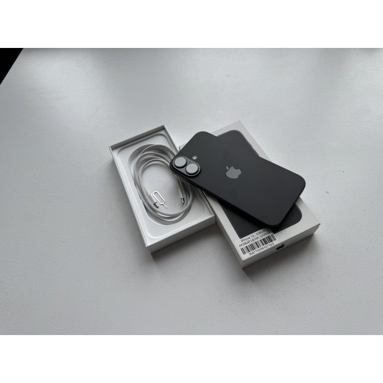 iPhone 16 128 Гб Черный Б/У