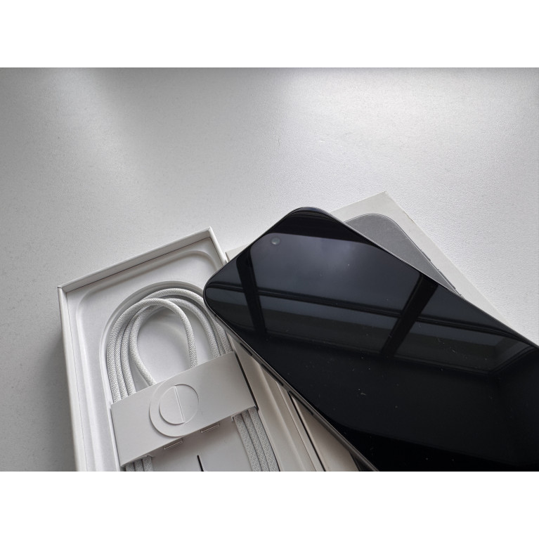 iPhone 17 256 Гб Черный Б/У