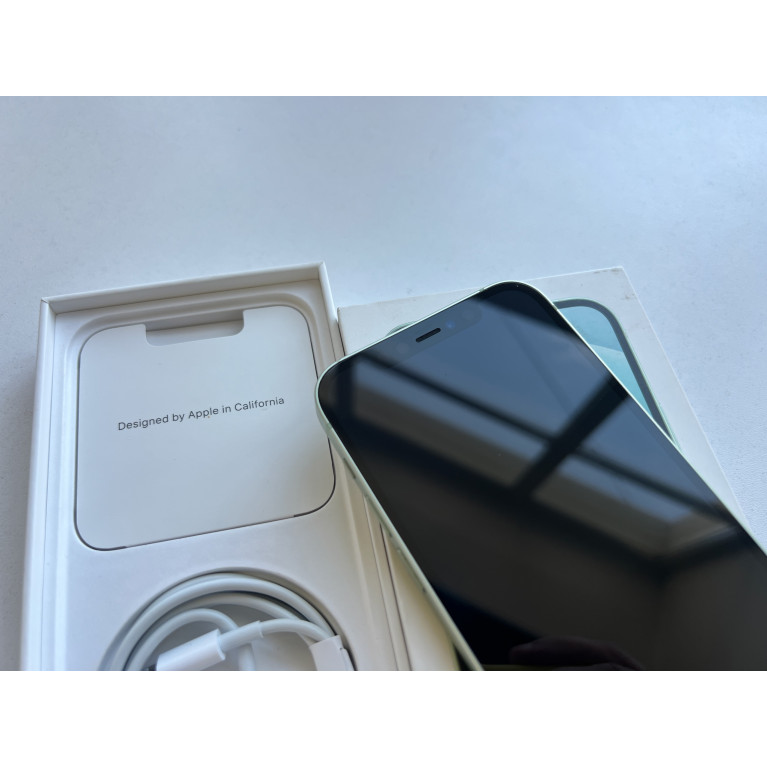 iPhone 12 128 Гб Зеленый Б/У