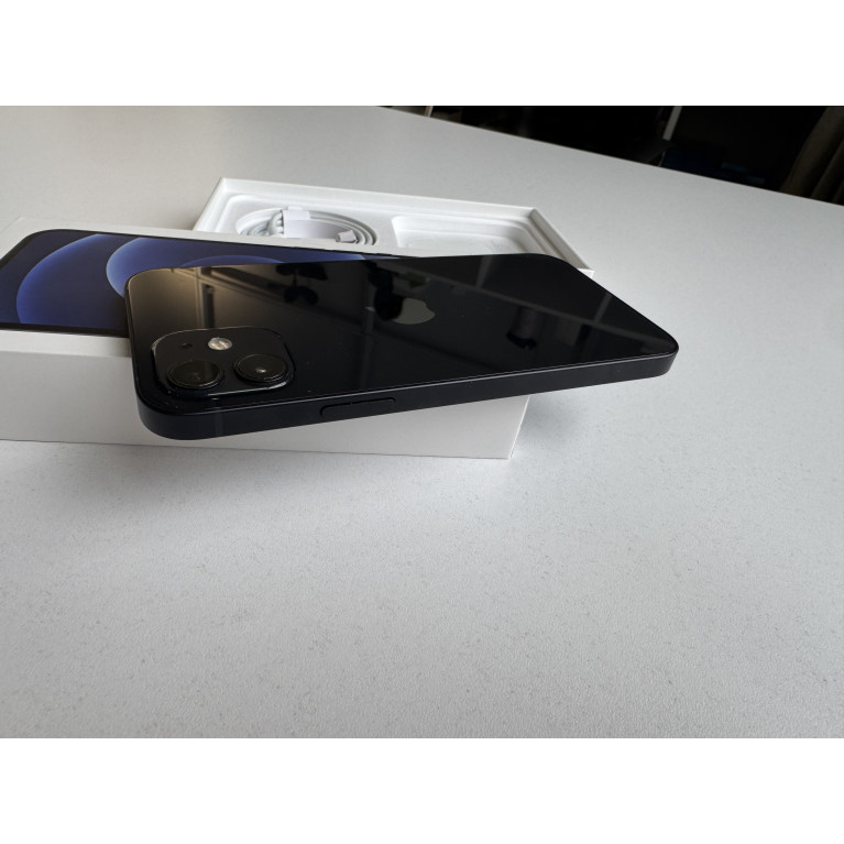 iPhone 12 128 Гб Черный Б/У