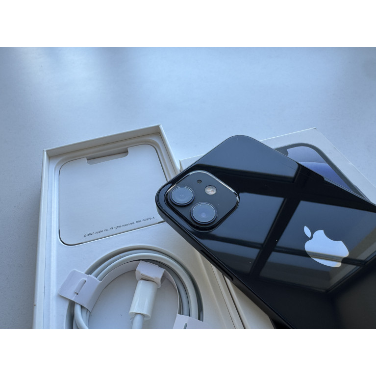 iPhone 12 128 Гб Черный Б/У