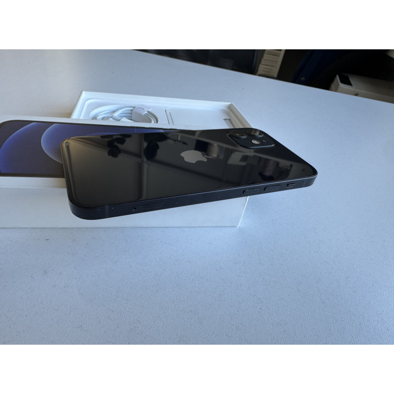 iPhone 12 128 Гб Черный Б/У