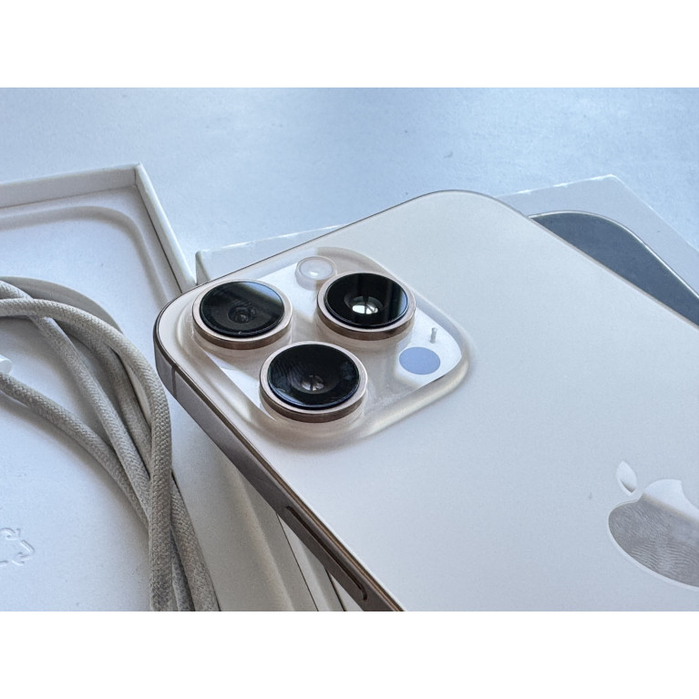 iPhone 16 Pro Max 512 Гб Пустынный титан Б/У