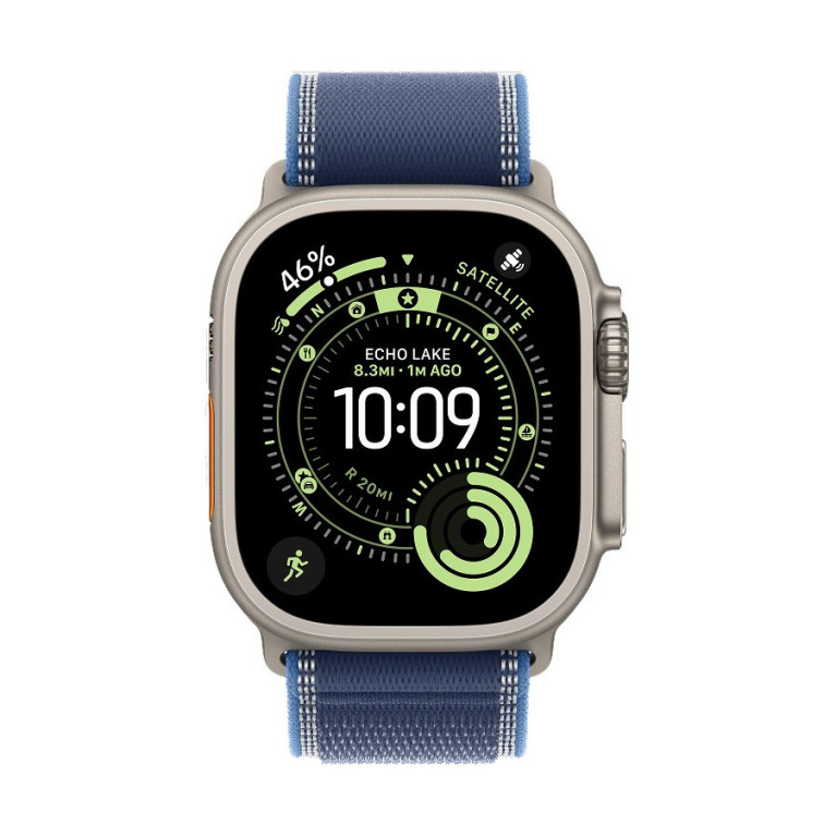 Apple Watch Ultra 3 / 49 мм / корпус из титана / ремешок Trail синего цвета